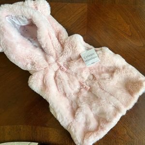 NWT Catherine Malandrino minis pink hooded faux fur sleeveless jacket